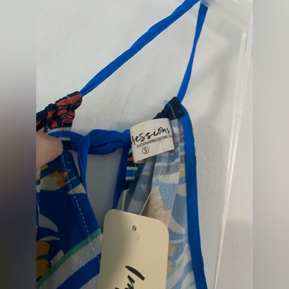 Shopimpressions.com floral print dress with handkerchief skirt size small new - Picture 3 of 4